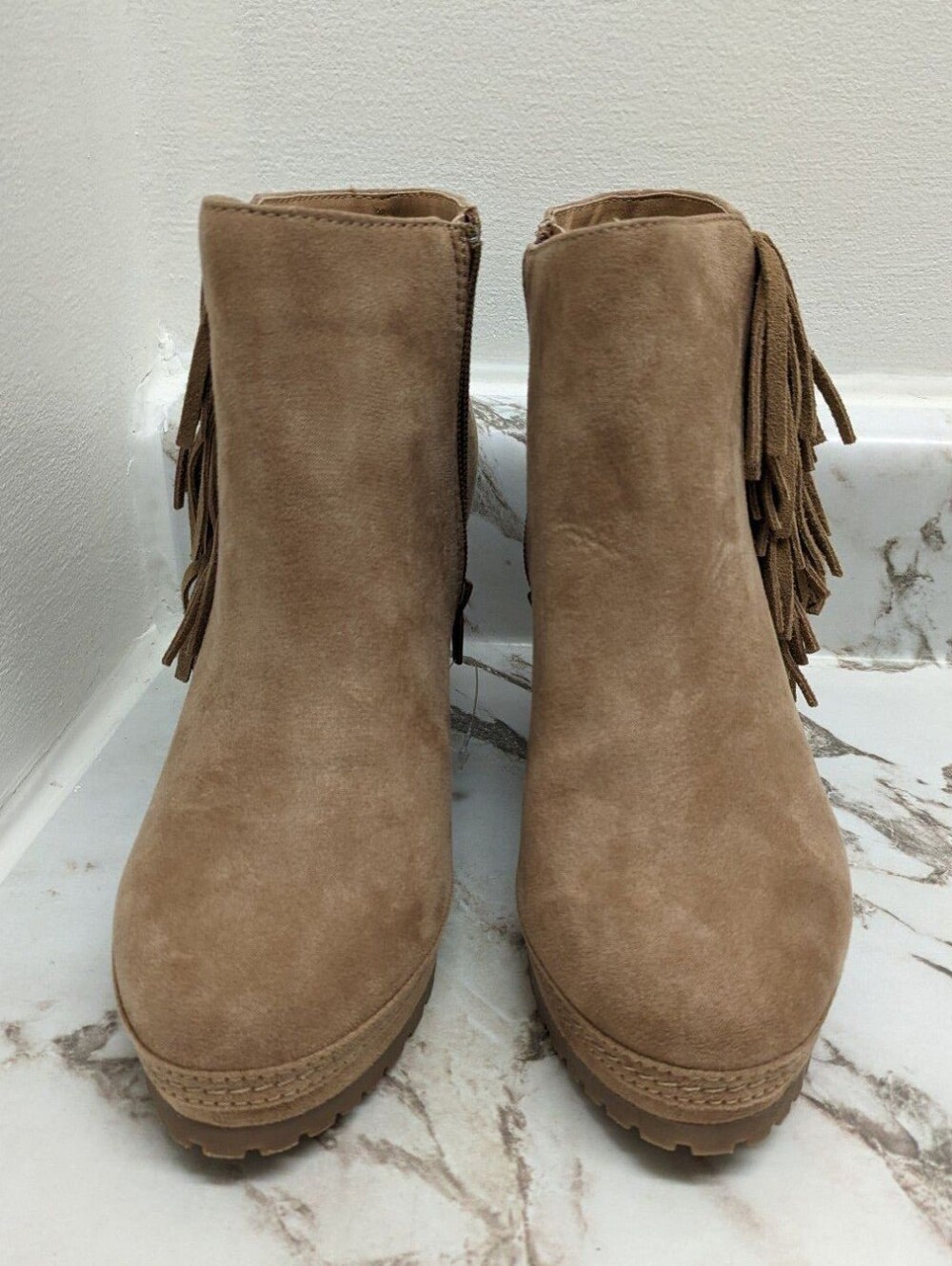 Massini Amber Fringe Wedge Ankle Booties Women’s Size 7M Boho NWOT